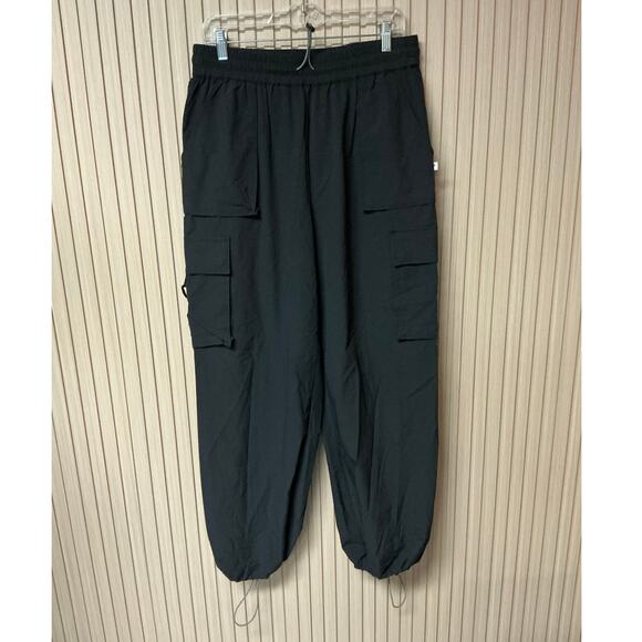 Fabletics Heights Cargo Pant Black Women’s Size L - Picture 1 of 13